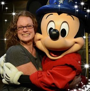 Meet your Posher, Joyce